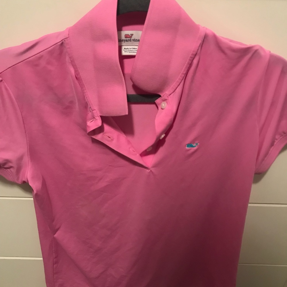 Vineyard vines athletic shirt